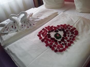 Room Service - Dining